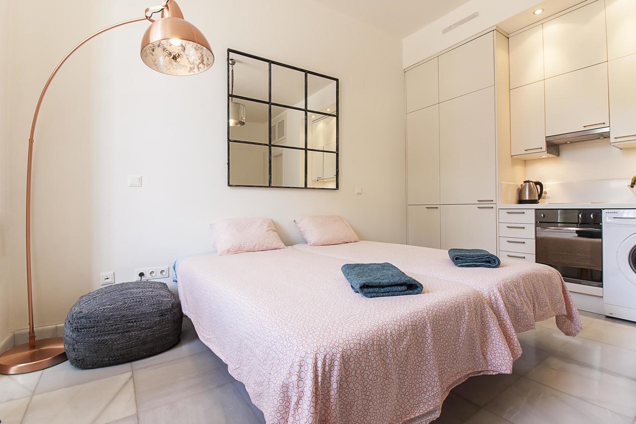 Cortina Apartments ! 말라가 외부 사진